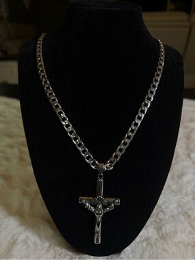 Silver-Tone Men's Cuban Link Cross Pendant Necklace stainless steel